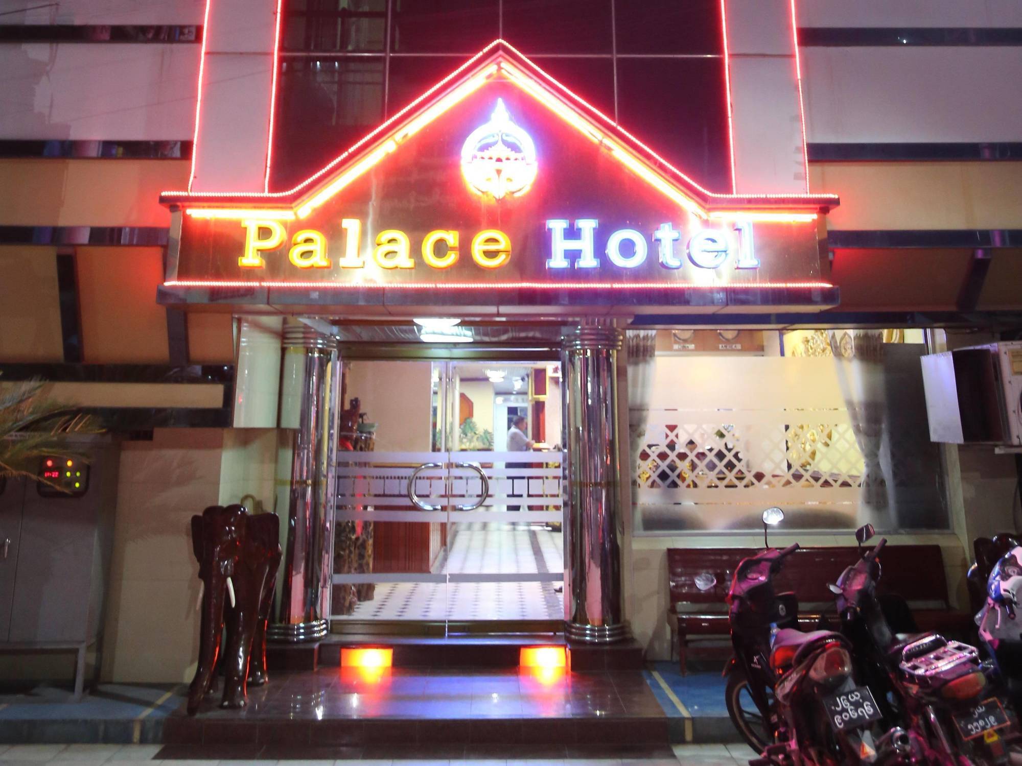 Palace Hotel Mandalay Esterno foto